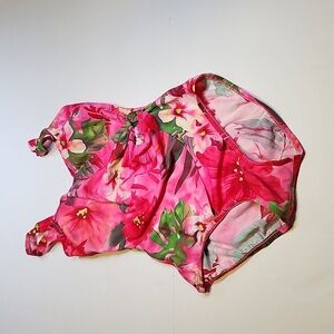 Maxine of Hollywood floral one Piece bathing suit Size M